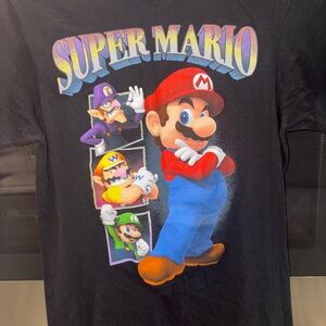 Super Mario Black T-Shirt Size Small 34-36 Unisex